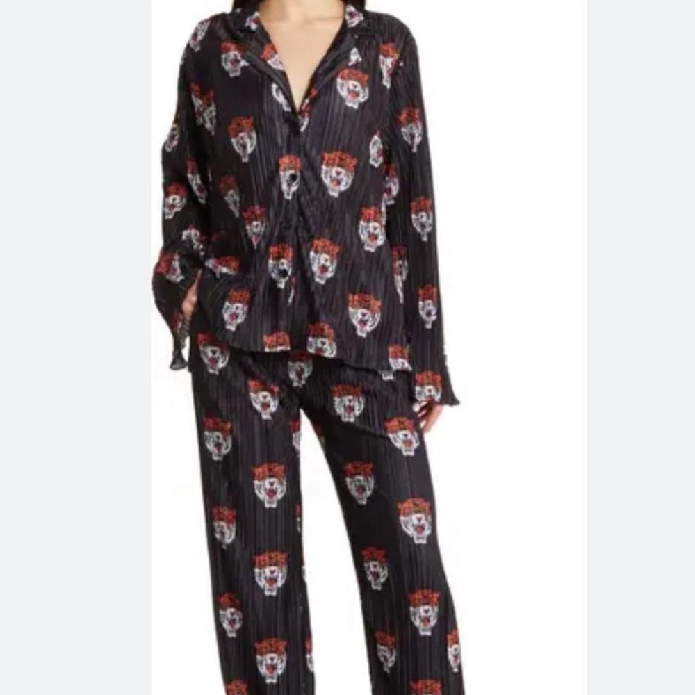 DRESSED IN LALA Tiger plisse set, size medium